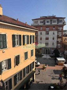 Varese, Centro, via carlo croce, 10