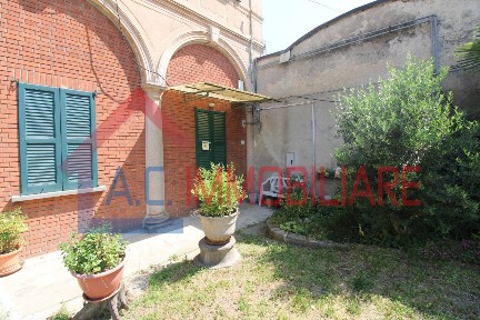 Bilocale via Vittorio Veneto 23, Golasecca