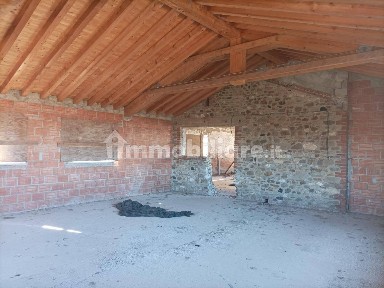 Rustico 400 m², Centro, Vigolzone
