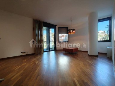 Trilocale via San Rocco 35/E, Semicentro - Ospedale, Gallarate