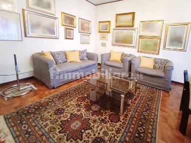 Quadrilocale via Carlo Cattaneo 36, Sciarè, Gallarate