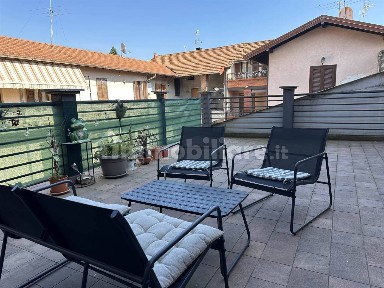 Bilocale via Manzoni 30, Centro, Tradate
