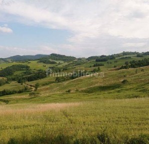 Rustico, da ristrutturare, 418 m², Pianello Val Tidone