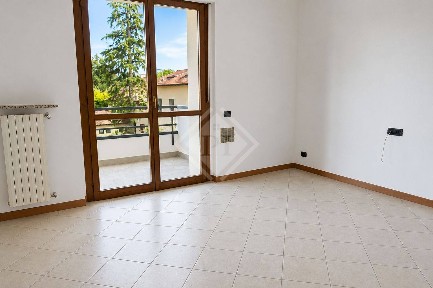 Trilocale buono stato, secondo piano, Centro, Malnate