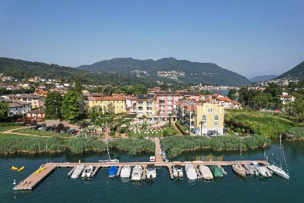 Trilocale via Zanzi 43/45, Centro, Lavena Ponte Tresa