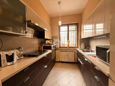 Varese, Montello, Via Daniele Manin, 30