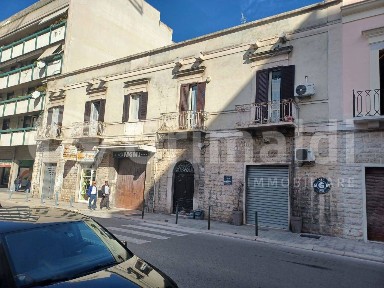 Quadrilocale via Vittorio Malcangi, 15, Trani