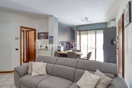 Bilocale viale dell'Unione Europea 7, Sciarè, Gallarate