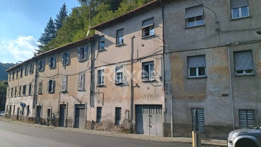 Malnate, Via Varese, 38