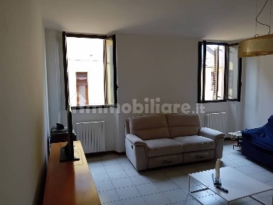 Bilocale viale della Repubblica, Origgio