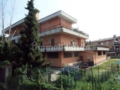Trilocale via Dobbiaco, Valle Olona, Varese