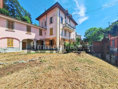 Bilocale via Saltrio 9, Centro, Viggiù