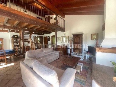 Brissago-Valtravaglia, Via Piano