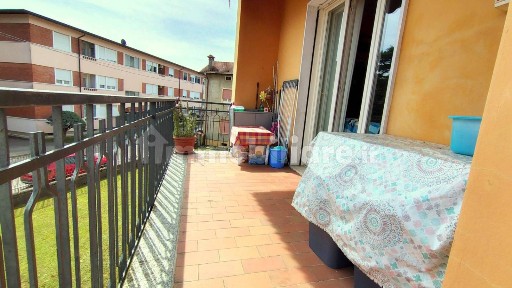 Trilocale buono stato, secondo piano, Centro, Vedano Olona