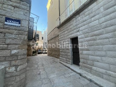 Quadrilocale da ristrutturare, primo piano, Trani