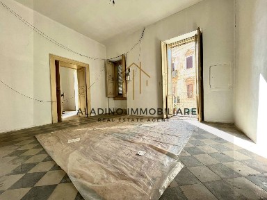 Appartamento da ristrutturare, primo piano, Trani