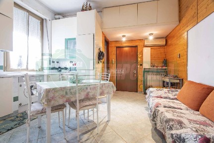 Bilocale via per Uboldo, Gerenzano