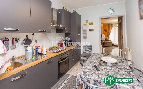 Trilocale via Lodi 30, Borsano, Busto Arsizio