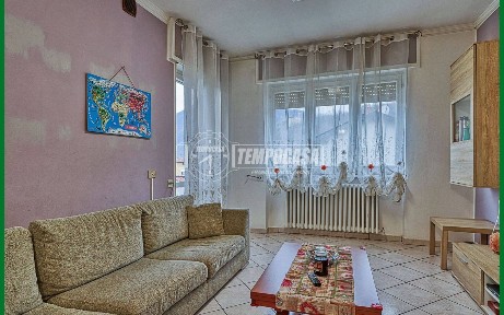 Trilocale via Benefattori della Chiesa, Brenno Useria, Arcisate