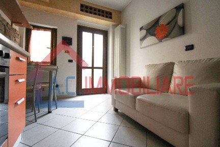 Bilocale via Felice Cavallotti 6, Centro, Vergiate