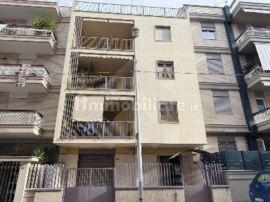 Trilocale via Gaetano Salvemini 24, Pineta - Maraldo, Andria