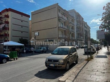 Trilocale via Papa Giovanni XXIII, Bisceglie