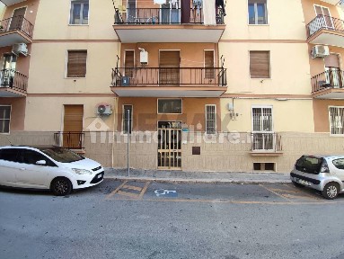 Trilocale via Mauro Storelli 5, Bisceglie