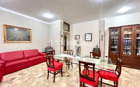 Trilocale via Manzoni 17, Centro, Lonate Pozzolo