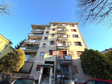 Trilocale viale Stelvio 116, Beata Giuliana, Busto Arsizio