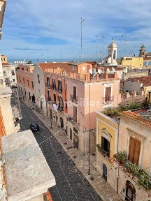 Quadrilocale via Nazareth, 37, Centro Storico, Barletta