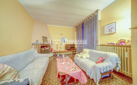 Azzate, Via Piave 96