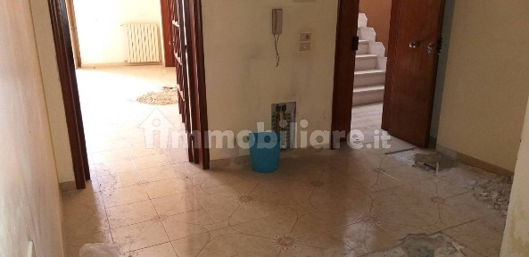 Trilocale via Carrettieri, Trani