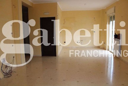 Quadrilocale via Gianicolo, 1, Centro, Canosa di Puglia