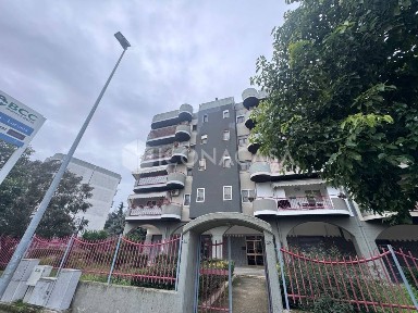 Trilocale via Giovanni Falcone, Centro, Canosa di Puglia