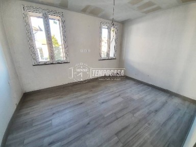Quadrilocale via Cavalieri di Vittorio Veneto 195, Centro, Cislago