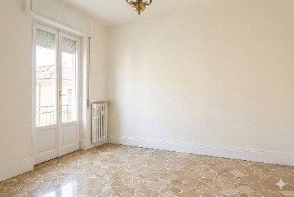 Trilocale via Parenzo, Giubiano - San Carlo, Varese