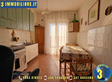 Trilocale da ristrutturare, primo piano, Borgovilla - Barberini, Barletta