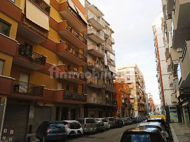 Quadrilocale via Raffaele Girondi, Centro, Barletta