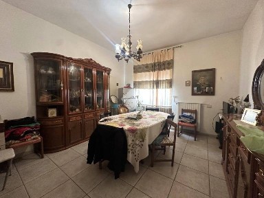 Canosa di Puglia, Via Puglia, 10