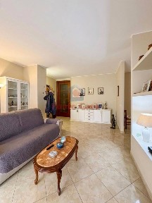 Appartamento via Riccardo Cotugno, Pineta - Maraldo, Andria