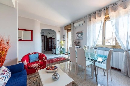 Trilocale via legnano 471, Uboldo