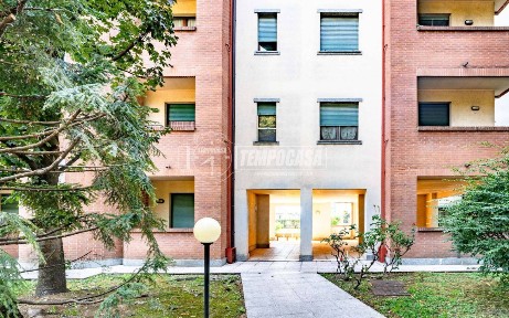 Caronno Pertusella, Corso Italia