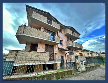 Bilocale via ceriani, Uboldo