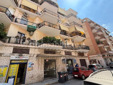 Trilocale via Dalmazia 45, Trani