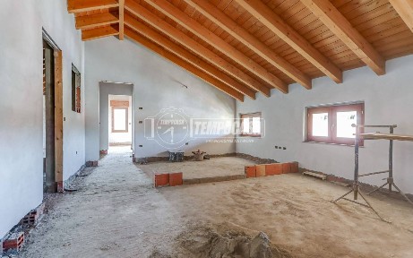 Quadrilocale via Enrico Berlinguer 5, Cardano al Campo