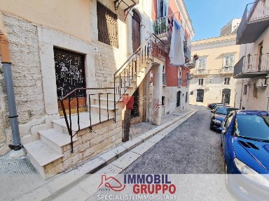 Trilocale via Gelso, Centro Storico, Andria