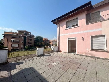 Bilocale via Comelico 11, Giubiano - San Carlo, Varese