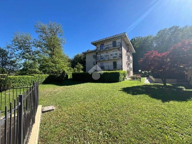 Trilocale via Vivirolo 24, Giubiano - San Carlo, Varese