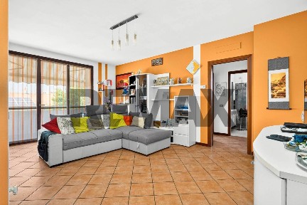 Bilocale via Della Novella 69, Centro, Samarate
