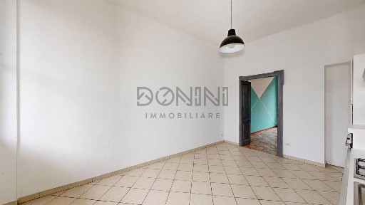 Trilocale via Vittorio Veneto, Centro, Tradate